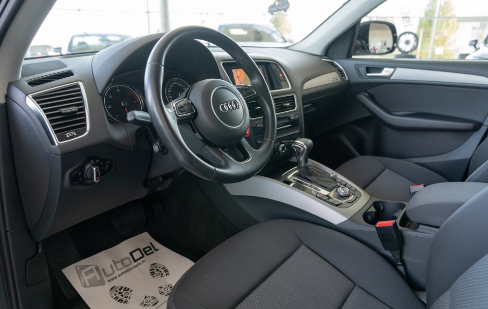 Audi Q5 2.0TDI Quattro "Audi Exclusive"