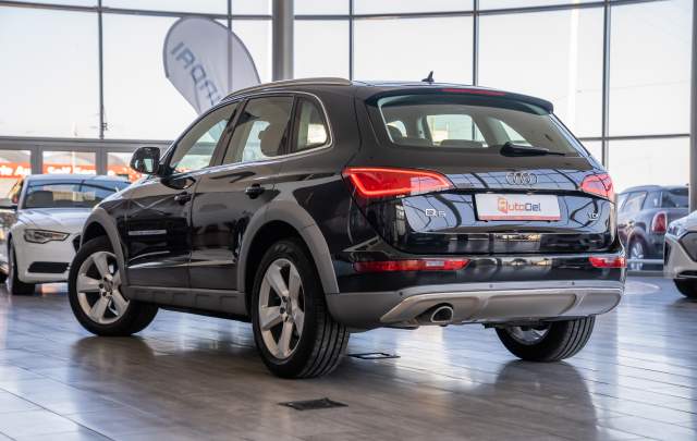 Audi Q5 2.0TDI Quattro "Audi Exclusive"
