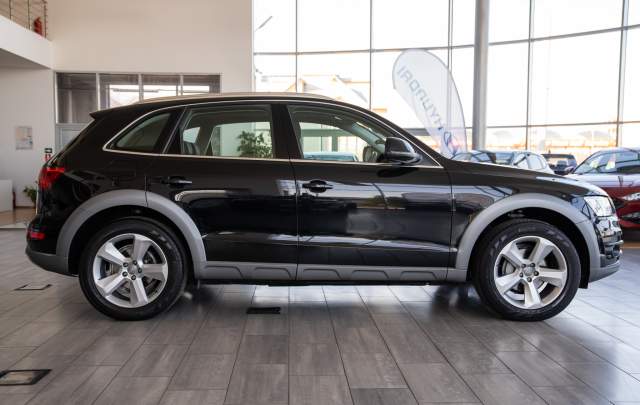 Audi Q5 2.0TDI Quattro "Audi Exclusive"