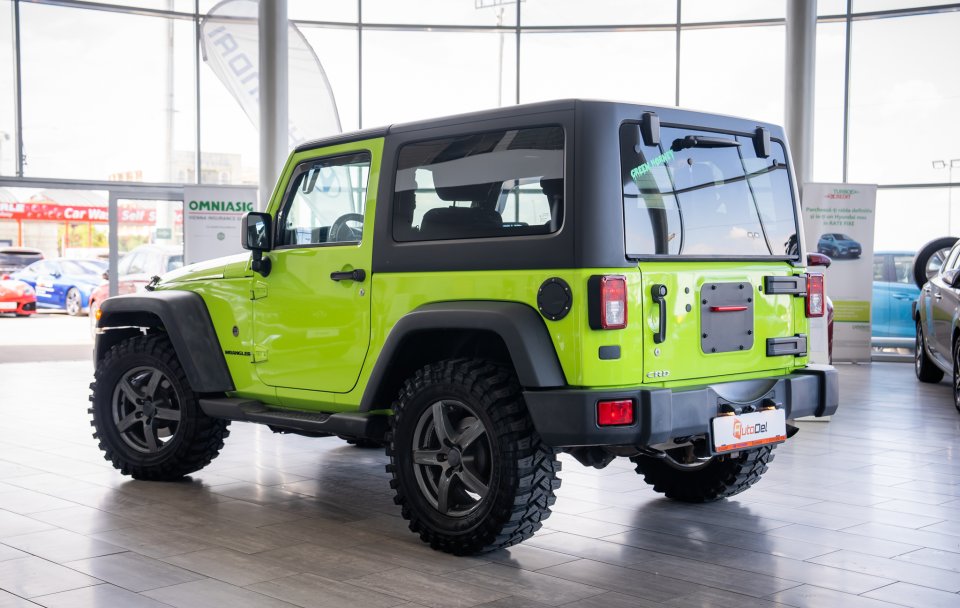 Jeep Wrangler 2.8CRD Automatik 4WD "Mountain"