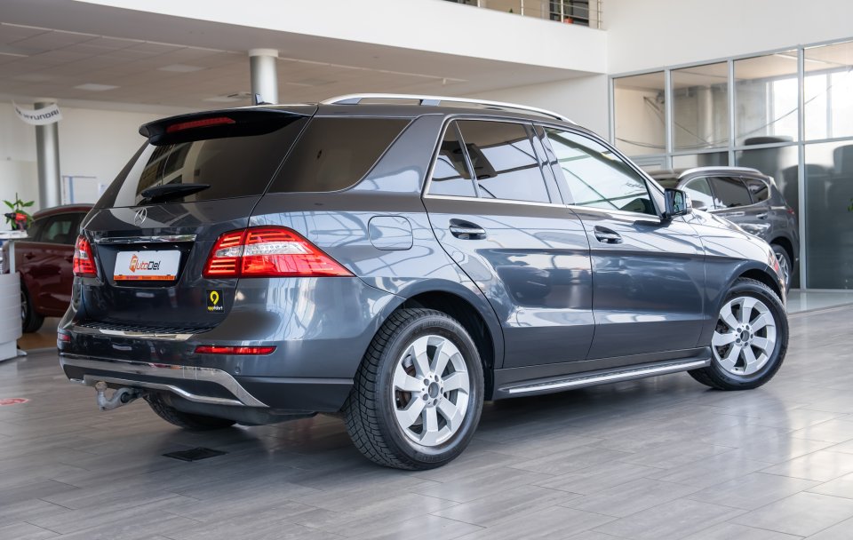 Mercedes-Benz M-Class 350CDI 4Matic