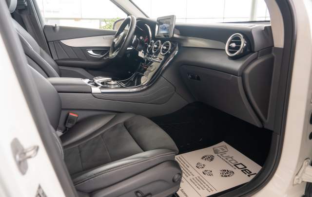 Mercedes-Benz GLC 250d4Matic 9G-Tronic