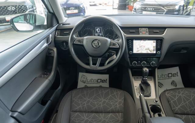 Skoda Octavia 2.0TDI DSG "Clever"