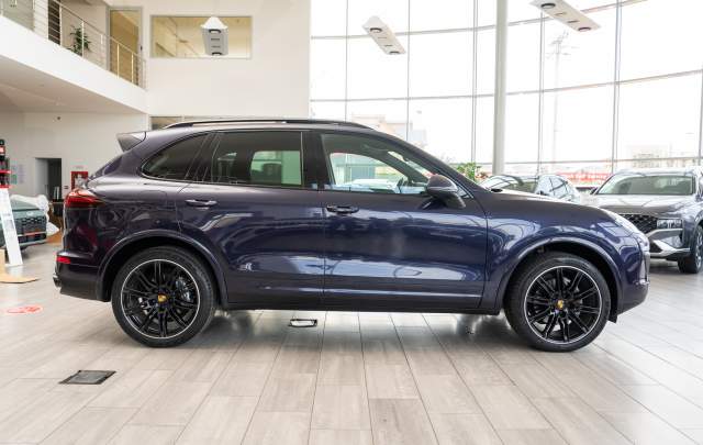 Porsche Cayenne 3.0Diesel Tiptronic "Platinum Edition"