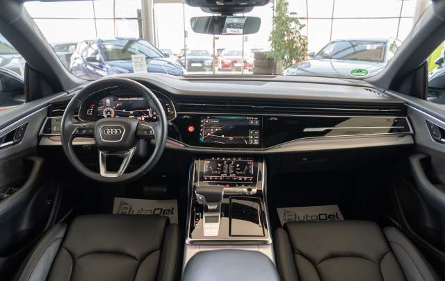 Audi Q8 "S-Line" 3.0TDI Mild Hybrid Tiptronic 4x4
