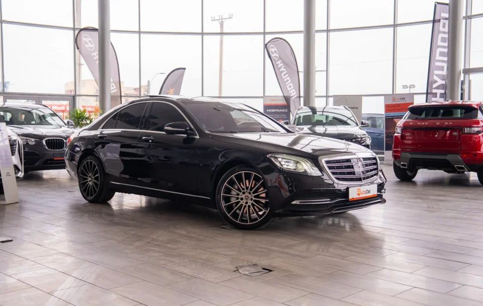 Mercedes-Benz S-Class 450 4MATIC 9G-Tronic EQ BOOST