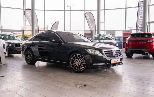 Mercedes-Benz S-Class 450 4MATIC 9G-Tronic EQ BOOST