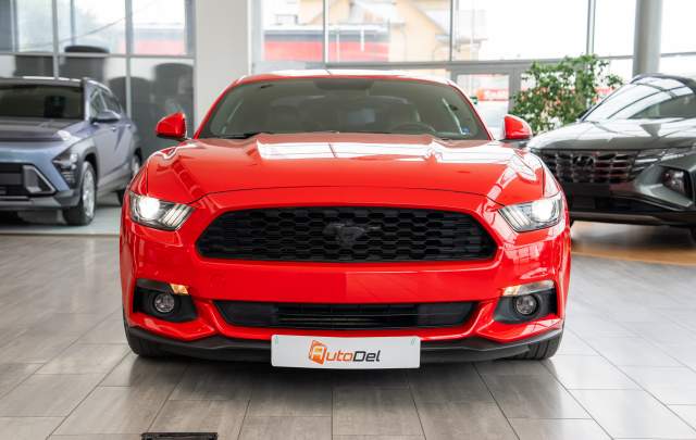 Ford Mustang 2.3 Ecoboost 317cp
