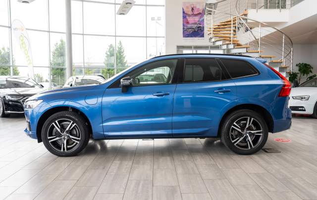 Volvo XC60 2.0 Plug-in Hybrid 390cp 4x4 R-Design