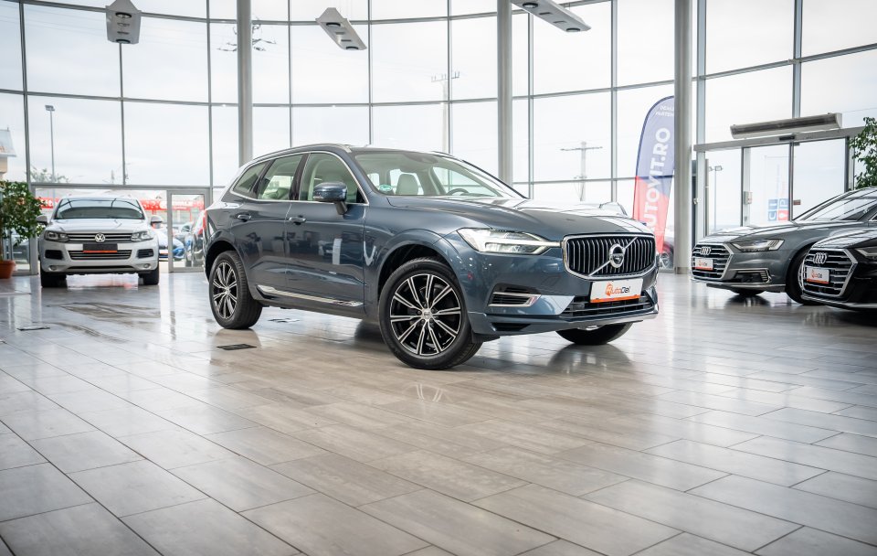 Volvo XC 60 2.0i Plug-In Hybrid 390cp 4x4 Aut.